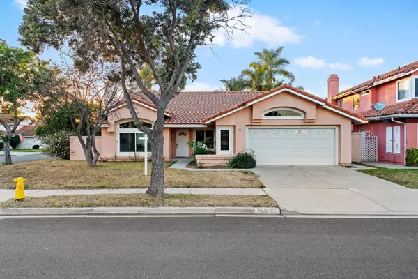 2401 Grapevine Drive, Oxnard, CA 93036