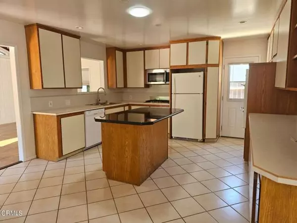 Carpinteria, CA 93013,5393 Dariesa Street