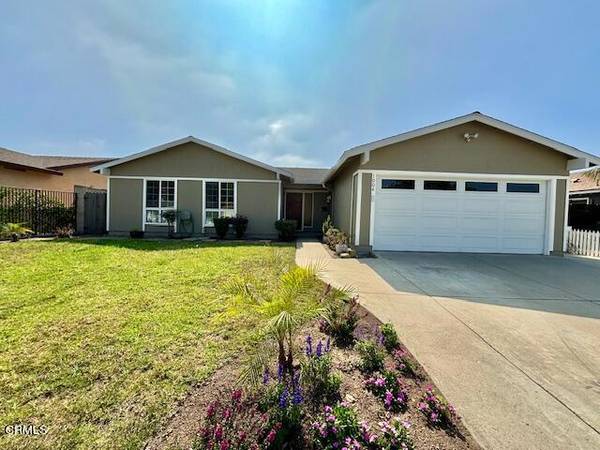 1004 Denver Place, Oxnard, CA 93033