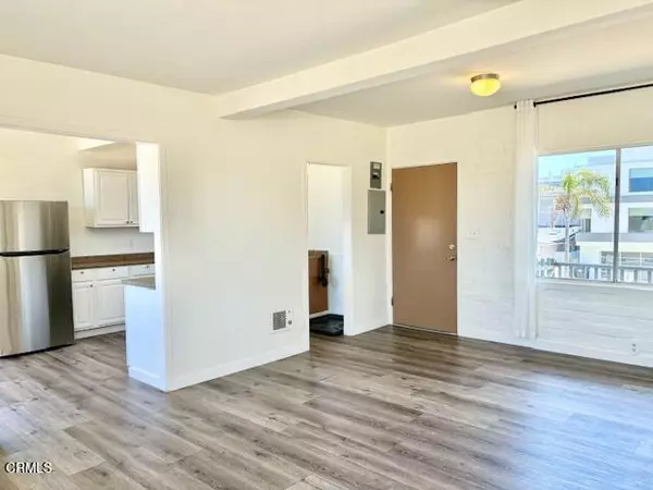 Oxnard, CA 93035,3289 Ocean Drive #3