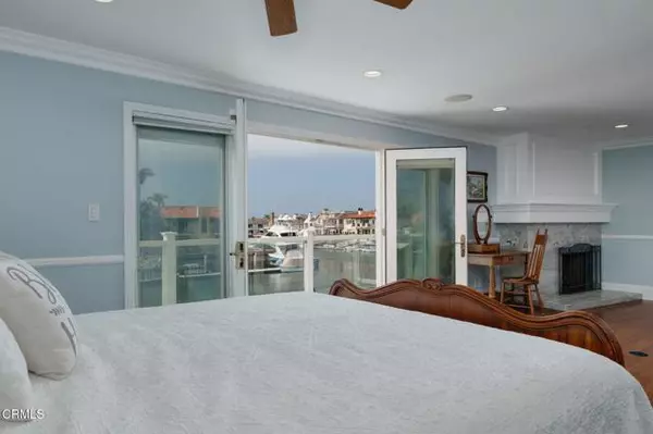 Oxnard, CA 93035,2141 Napoli Drive