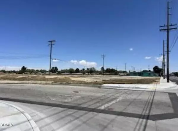0 Ave J Cor Genoa Ave, Lancaster, CA 93534