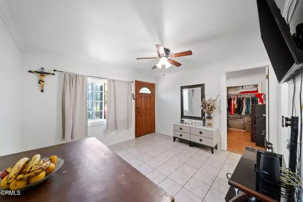 Los Angeles, CA 90001,1449 E 75th Street