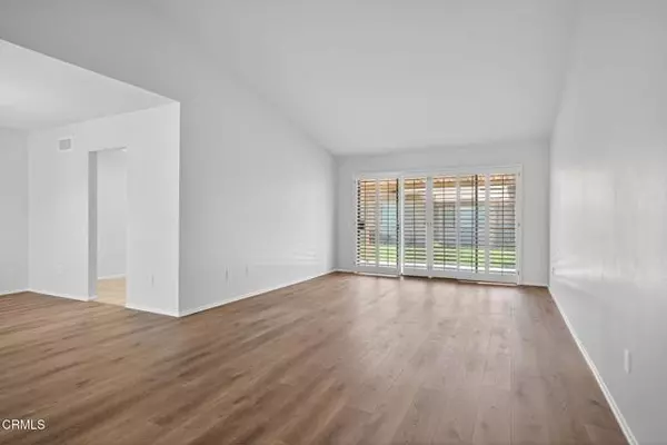 Camarillo, CA 93012,29221 Village 29