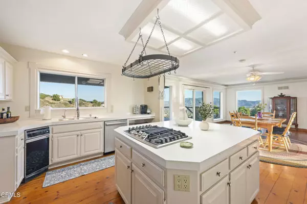 Camarillo, CA 93010,390 E Highland Hills Drive