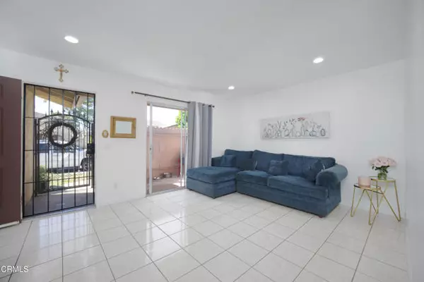 Port Hueneme, CA 93041,2708 Wendy Place