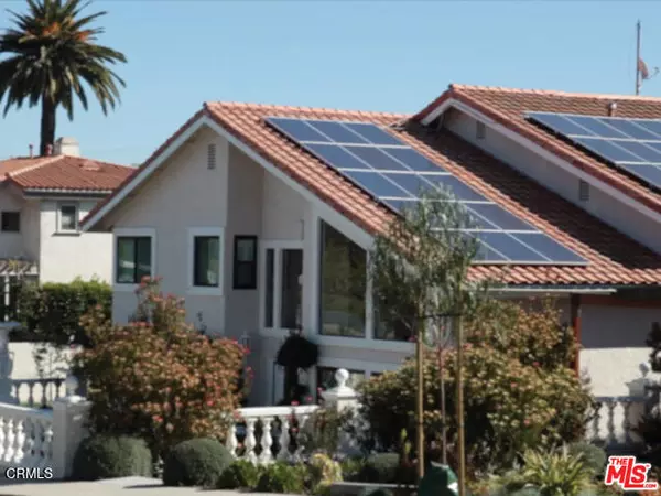 Santa Monica, CA 90405,2222 Pier Avenue