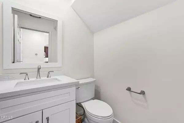 Simi Valley, CA 93065,596 Fenwick Way #C