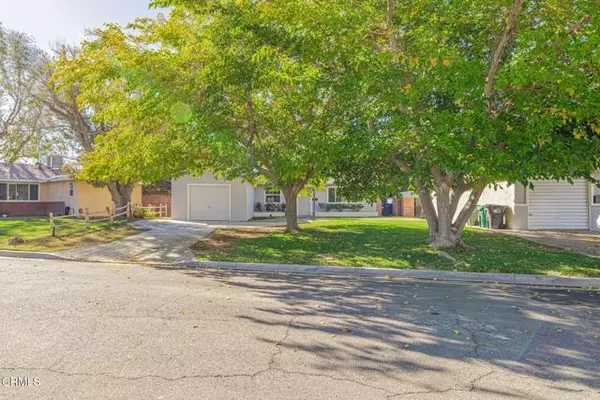 Lancaster, CA 93534,45309 Newtree Avenue