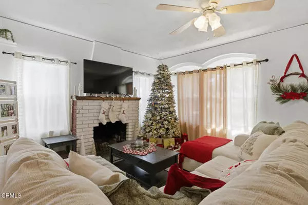 Ventura, CA 93001,55 Barry Drive