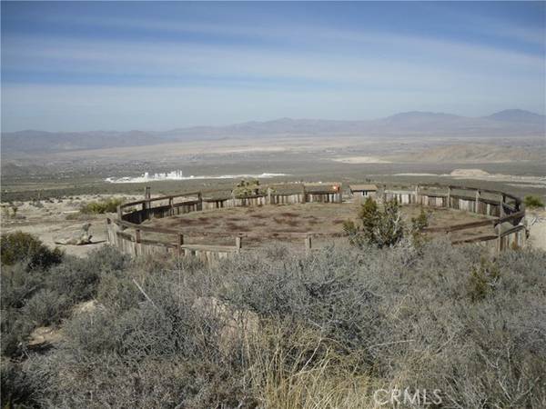 33164 Rose Amber Road, Lucerne Valley, CA 92356