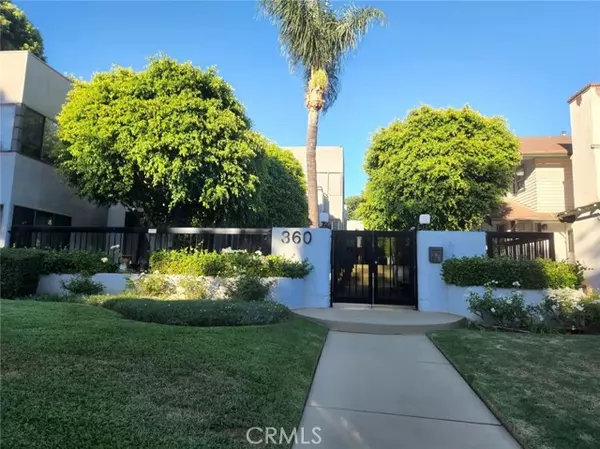 360 S Los Robles Avenue #9, Pasadena, CA 91101