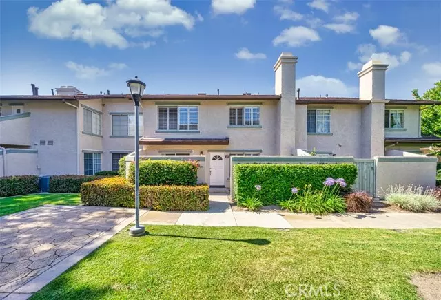 Irvine, CA 92612,151 Oxford #35