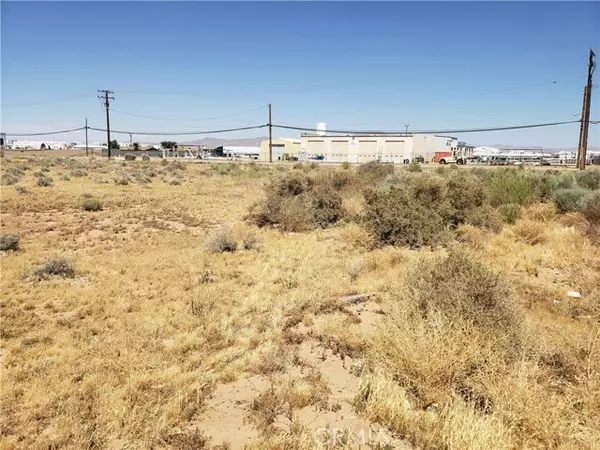 Adelanto, CA 92301,17898 Adelanto Rd