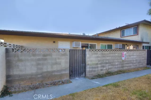 Ontario, CA 91762,1240 Rosewood #B