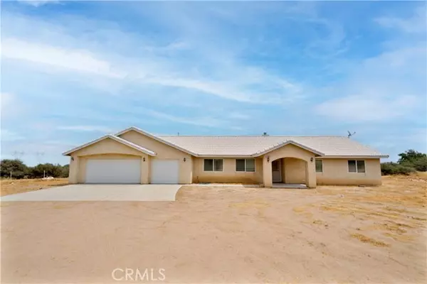 7694 Joshua Street, Phelan, CA 92371