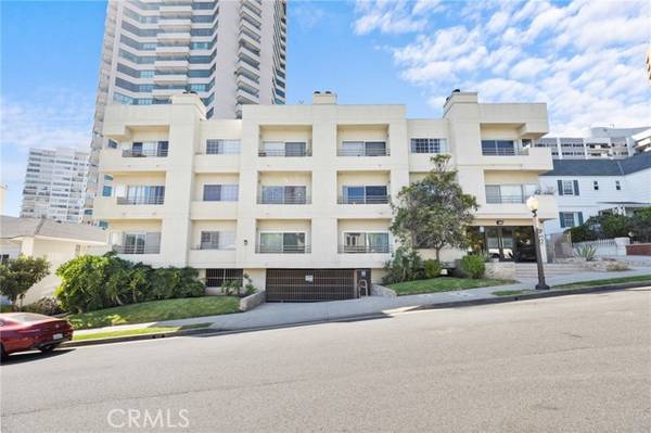 10475 Ashton Avenue #301, Los Angeles, CA 90024