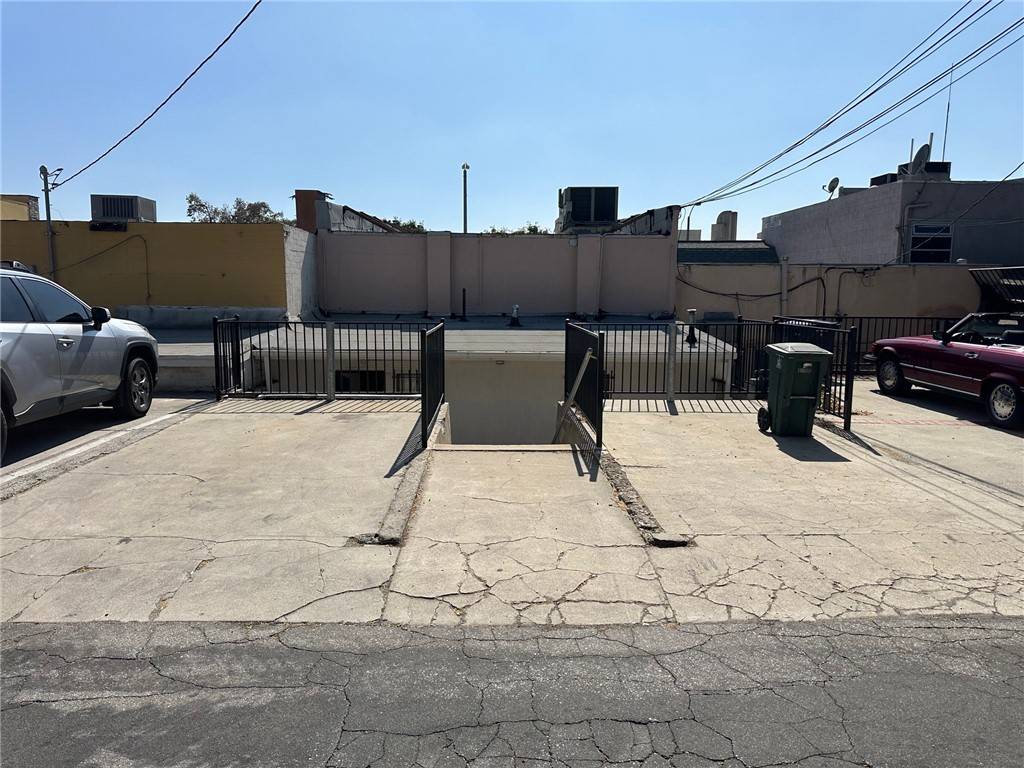 Pasadena, CA 91104,1771 E Washington Boulevard