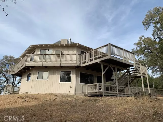 8697 Fraguero Road, Sonora, CA 95370