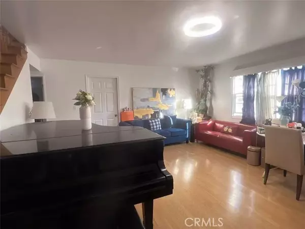 Arcadia, CA 91006,5522 Farna Avenue