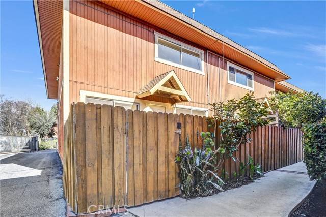 Panorama City (los Angeles), CA 91402,14265 Terra Bella Street #43