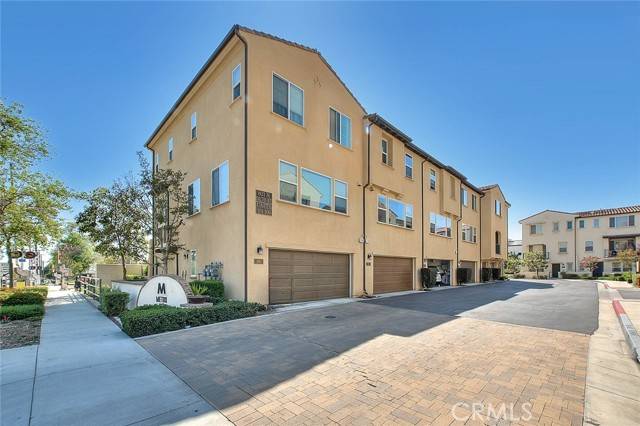 803 N Dalton Ave Unit 102, Azusa, CA 91702