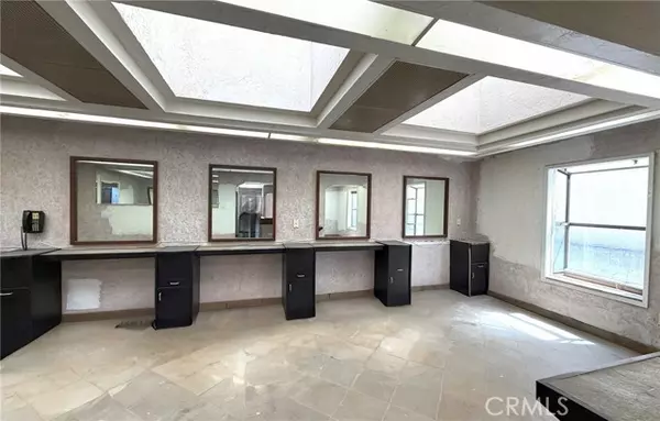 Sierra Madre, CA 91024,94 N Baldwin Avenue