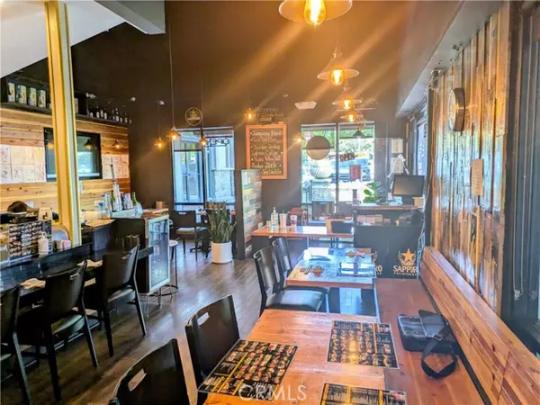 Woodland Hills (los Angeles), CA 91364,Address not disclosed