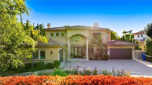 553 Woodward Boulevard, Pasadena, CA 91107