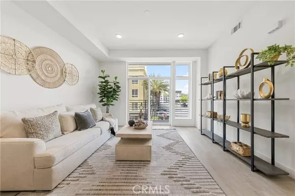 Alhambra, CA 91801,168 S Monterey Street #313