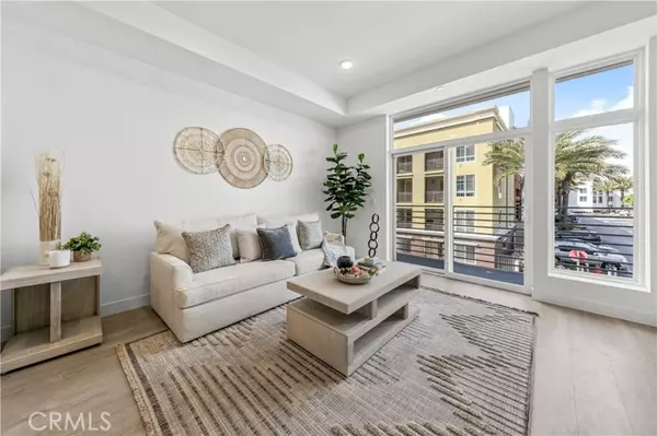 Alhambra, CA 91801,168 S Monterey Street #411