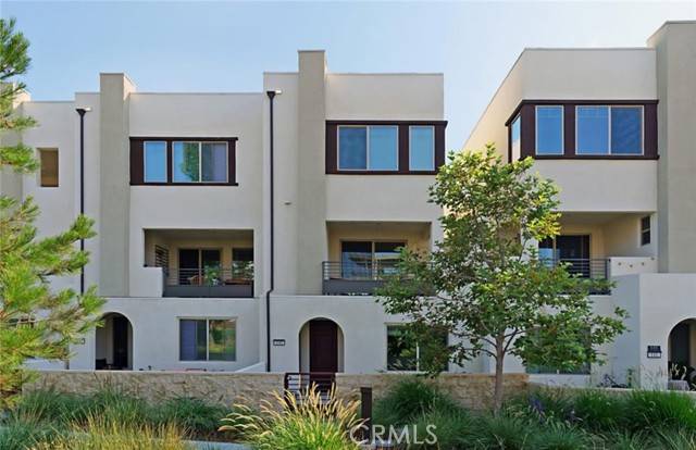 143 Frame, Irvine, CA 92618