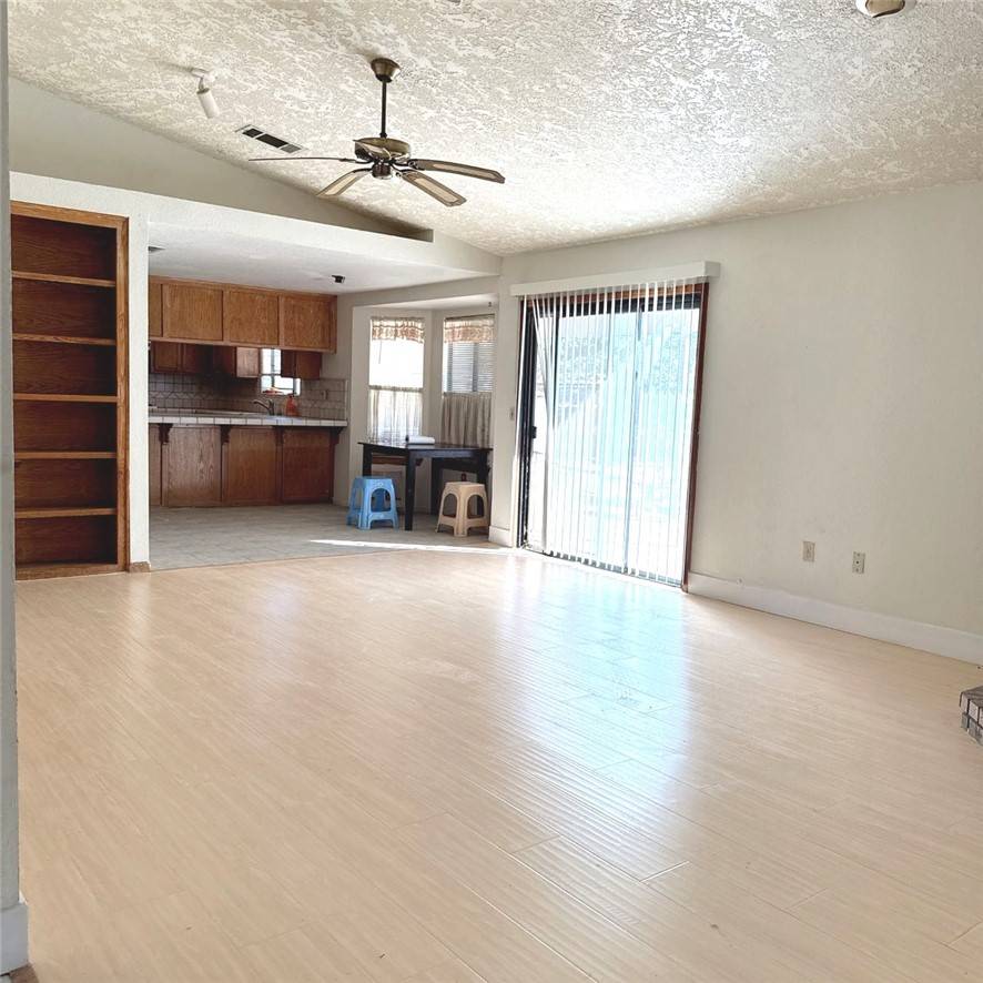 Phelan, CA 92371,9078 Smith Road