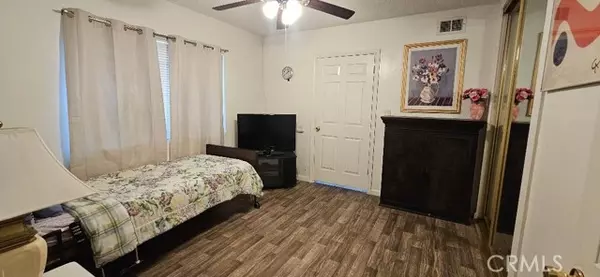 Granada Hills (los Angeles), CA 91344,17441 Hiawatha Street