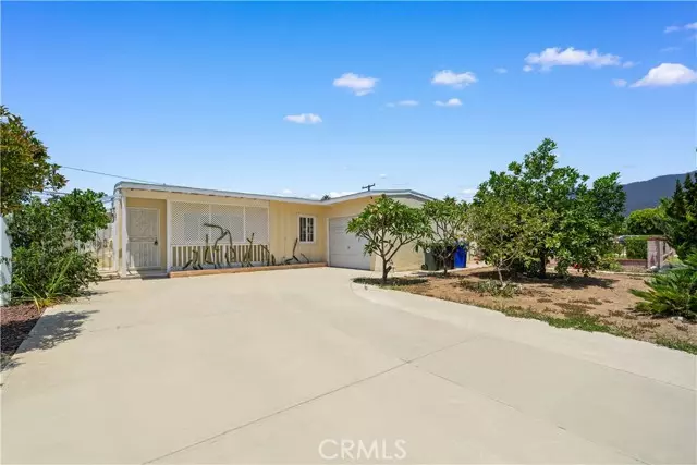 Duarte, CA 91010,2047 Delford Avenue