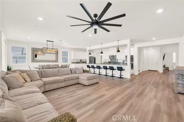 2721 Kings Canyon Drive, Jurupa Valley, CA 92509