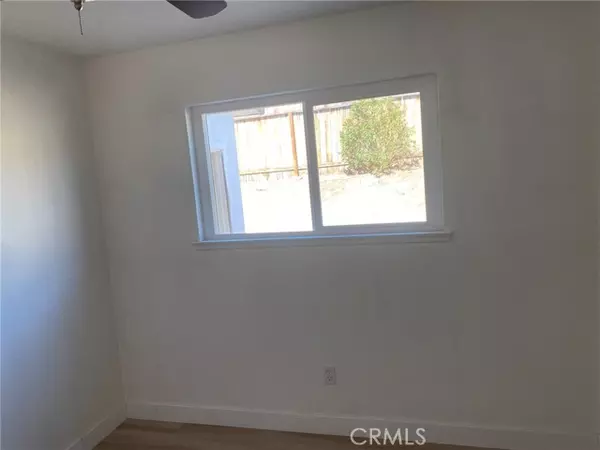 Victorville, CA 92395,16581 Desert Sands Road