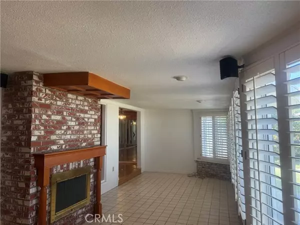 San Bernardino, CA 92404,5667 Newbury Avenue