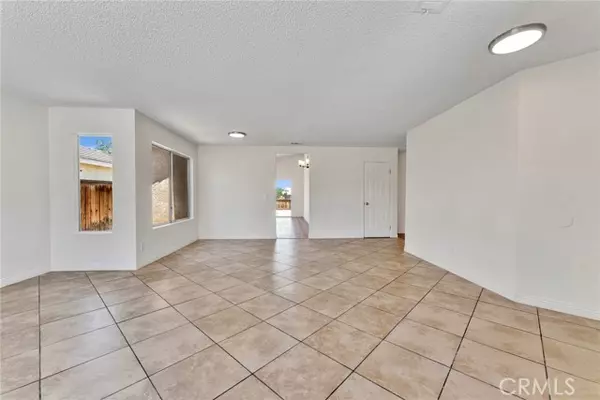 Victorville, CA 92392,13570 Copperstone Drive