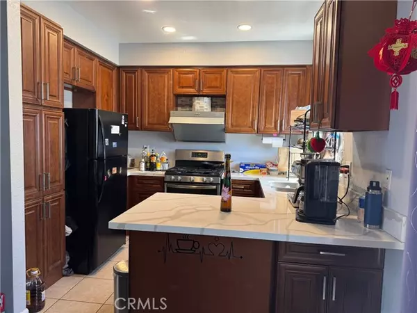 Baldwin Park, CA 91706,372 Park Shadow Court #44