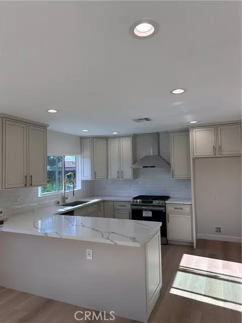Pomona, CA 91766,565 E 12th Street