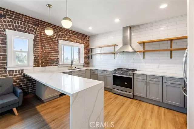 800 Pacific Avenue #401, Long Beach, CA 90813