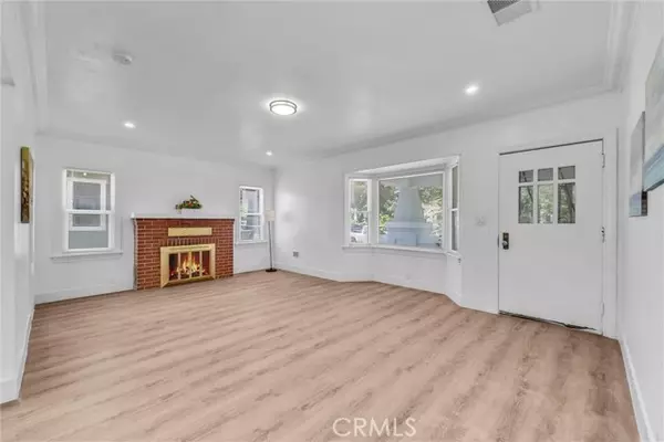 Santa Ana, CA 92701,820 S Van Ness Avenue