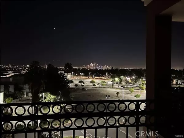 Los Angeles, CA 90008,3750 Santa Rosalia Drive #413