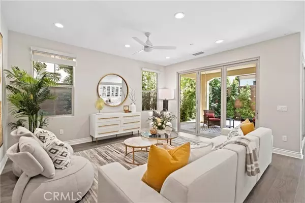 Irvine, CA 92618,206 Phoebe