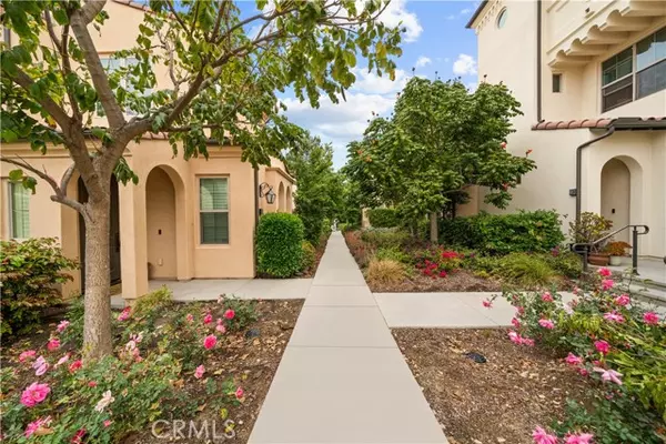 106 Leafy Twig, Irvine, CA 92618