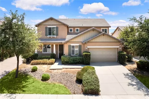 11836 Crossbill Way, Jurupa Valley, CA 91752