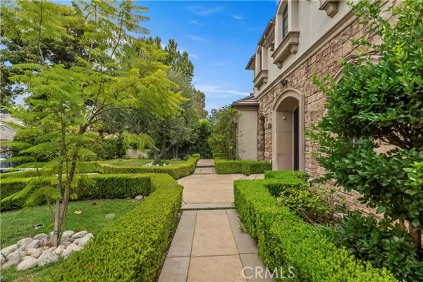 Arcadia, CA 91007,382 W Woodruff Avenue