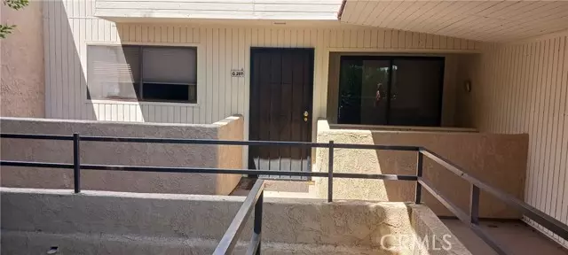 2809 N Los Felices Circle #207, Palm Springs, CA 92262