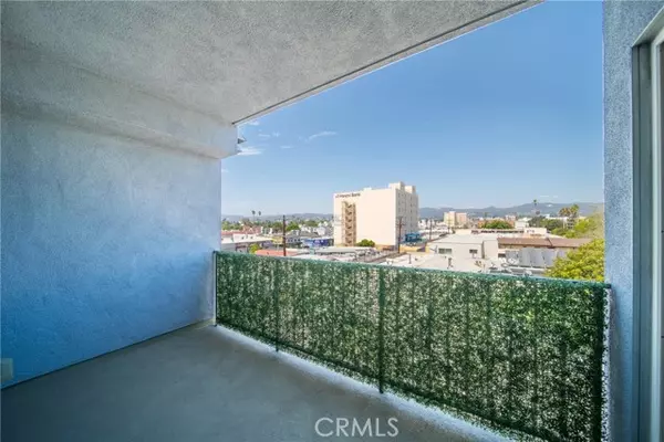 Los Angeles, CA 90004,155 S Oxford Avenue #505